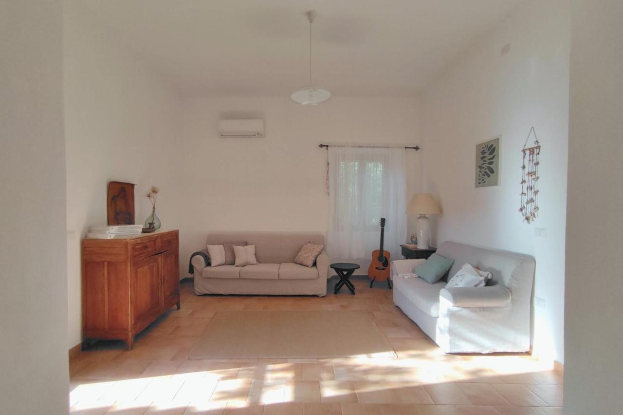 Il Casale Villa Teulada Eksteriør billede