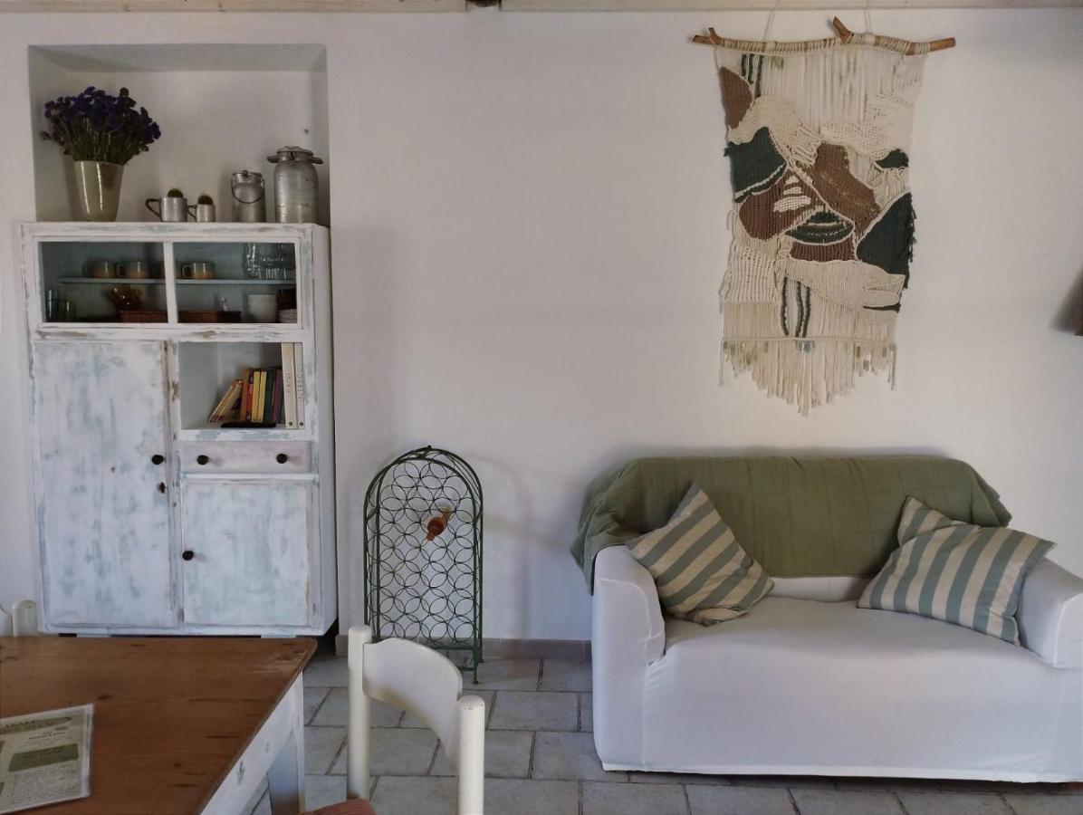 Il Casale Villa Teulada Eksteriør billede